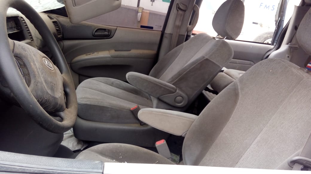  Kia NEW CARNIVAL 2009    EN DESARME